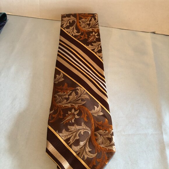 VINTAGE LOT of 8 Mens Ties - Some Imperfections SEE LISTING #F1 - Picture 10 of 16
